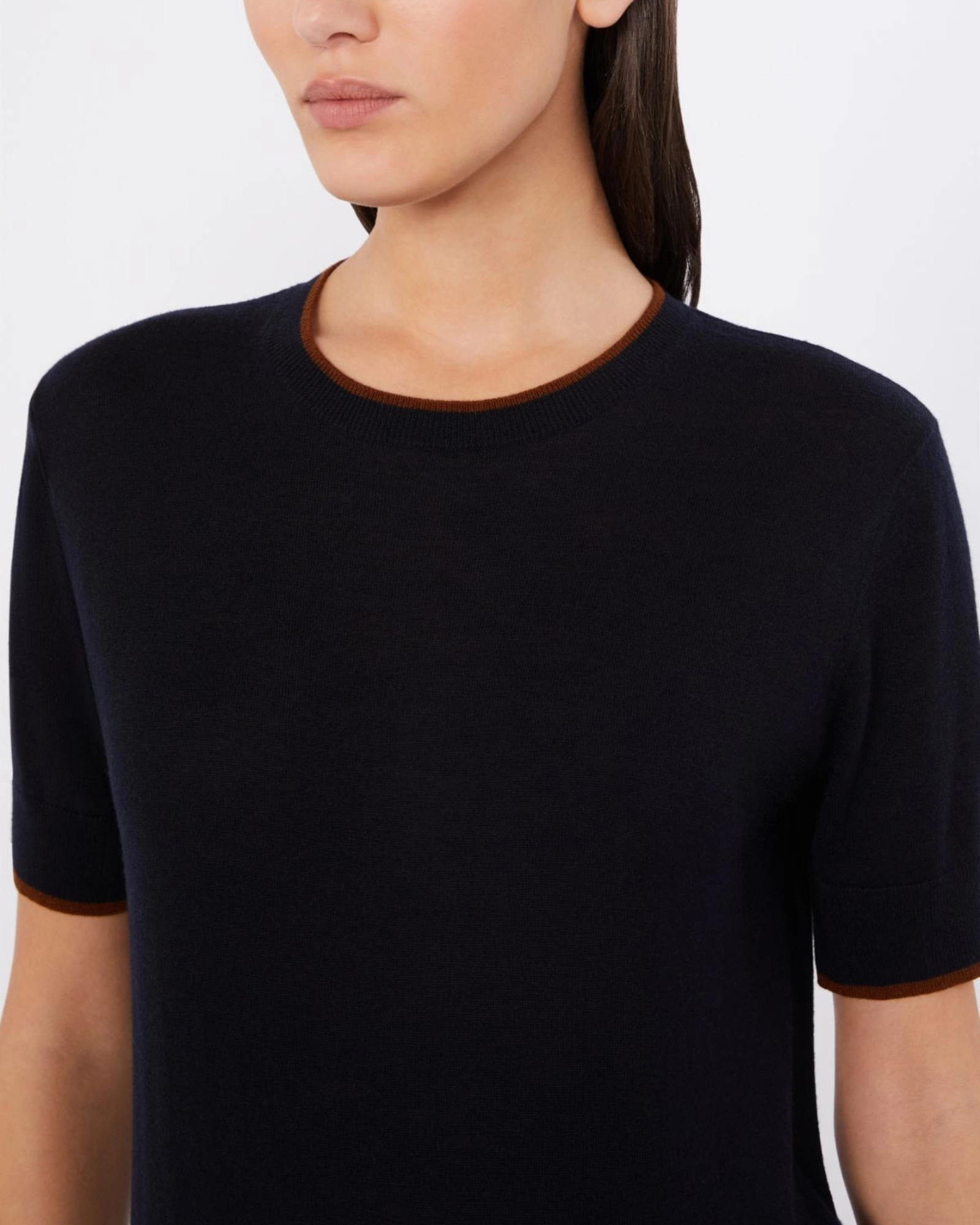 Silk and wool knit sweater black
