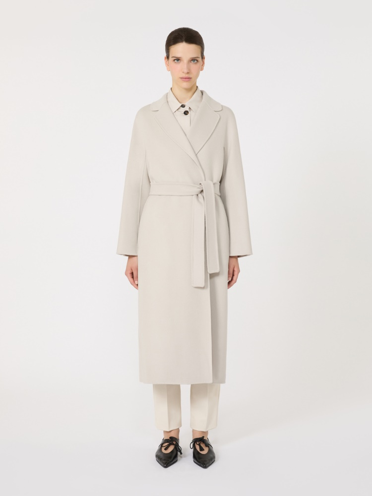 Esturia Coat Ecru