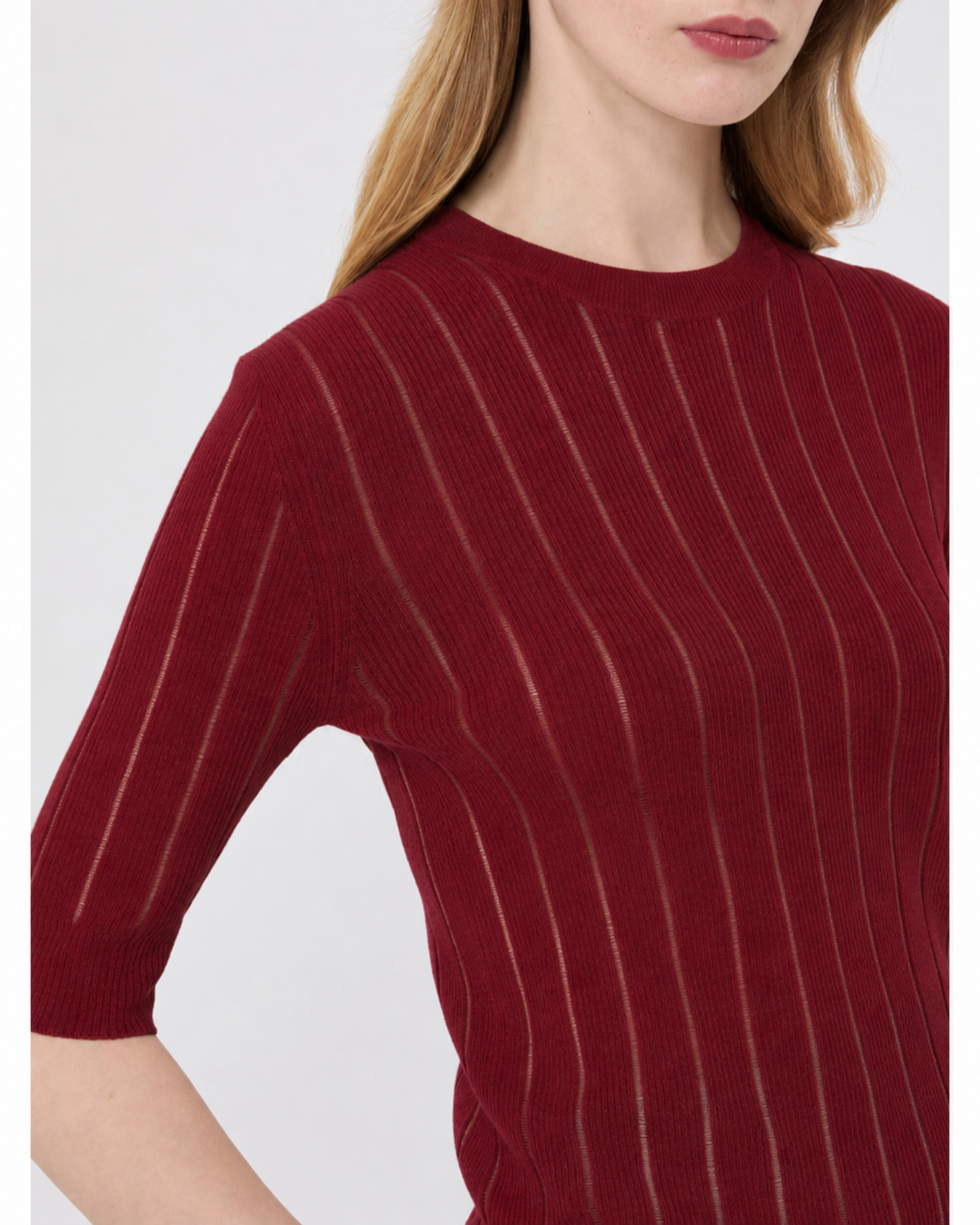 Silk and wool knit sweater ruby