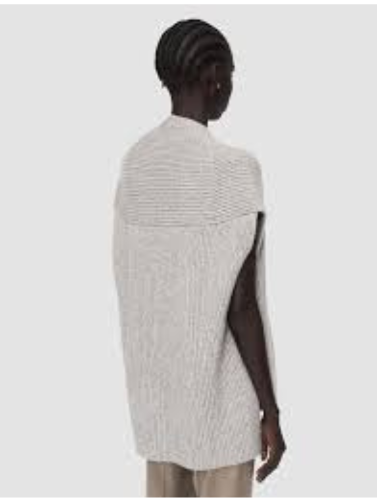 KNIT VEST