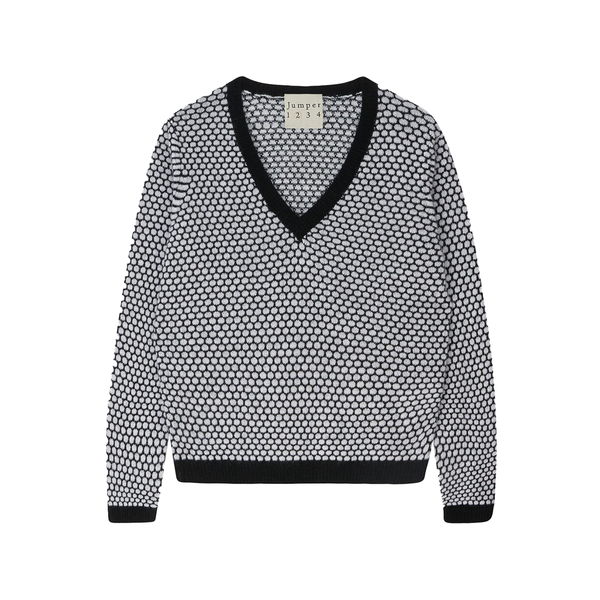 Honeycomb Cashmere V Neck in Black