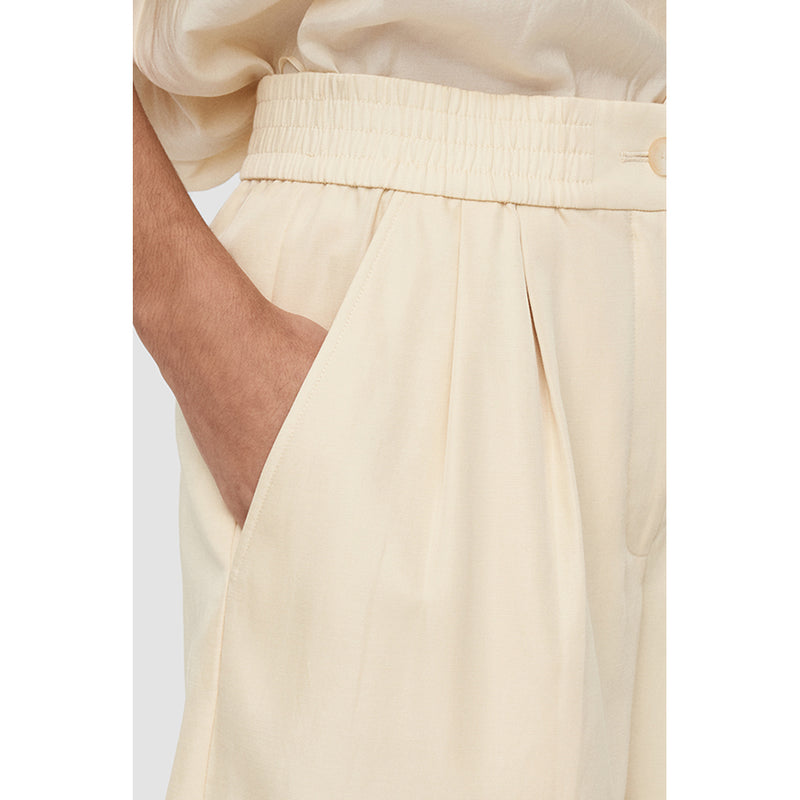 Cotton Silk Taymount Shorts in Cream