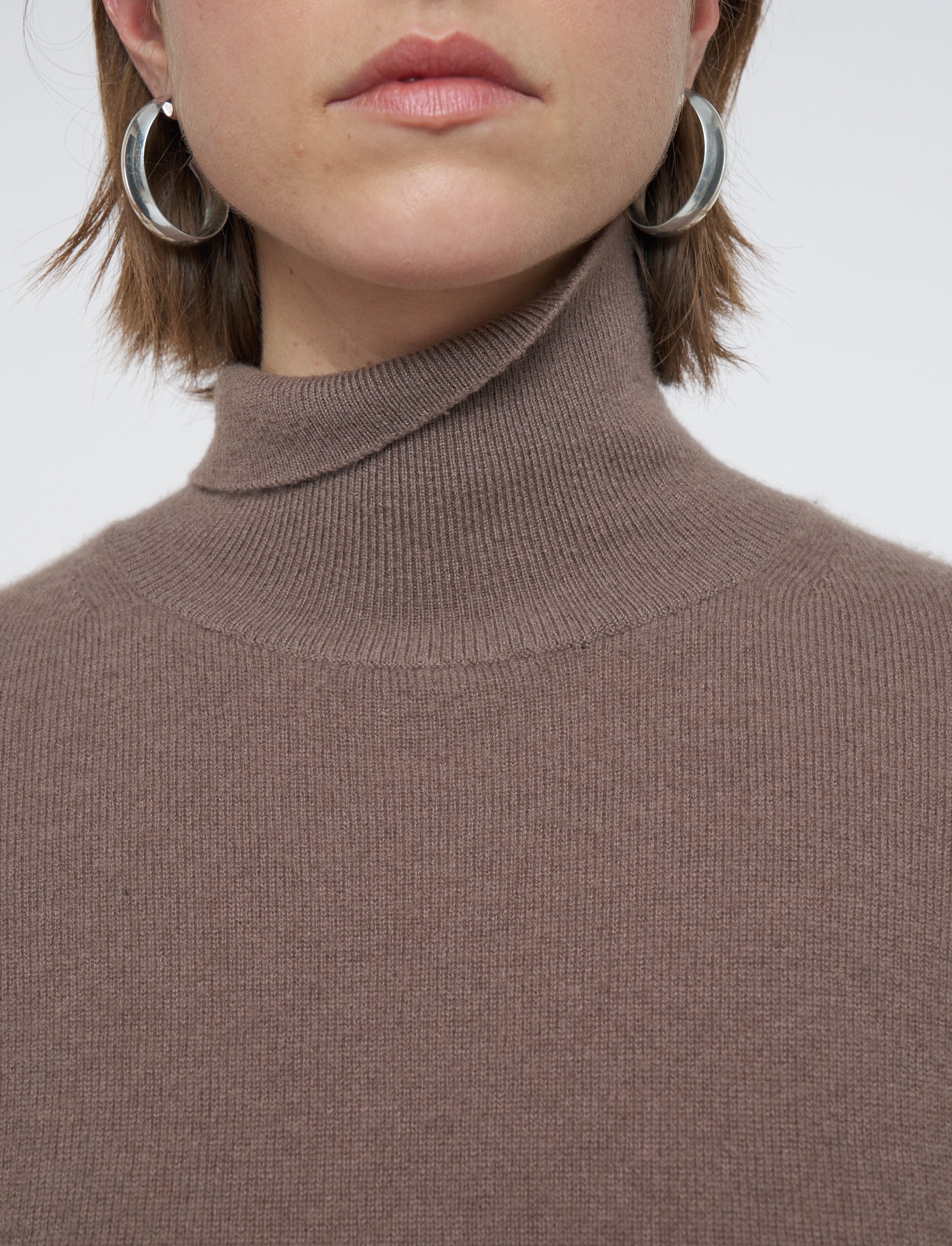 High Neck Longsleeve Cashmere Knit Mushroom