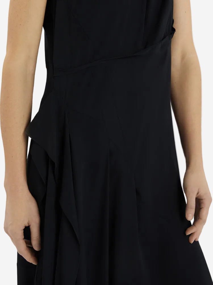 Black dress detail