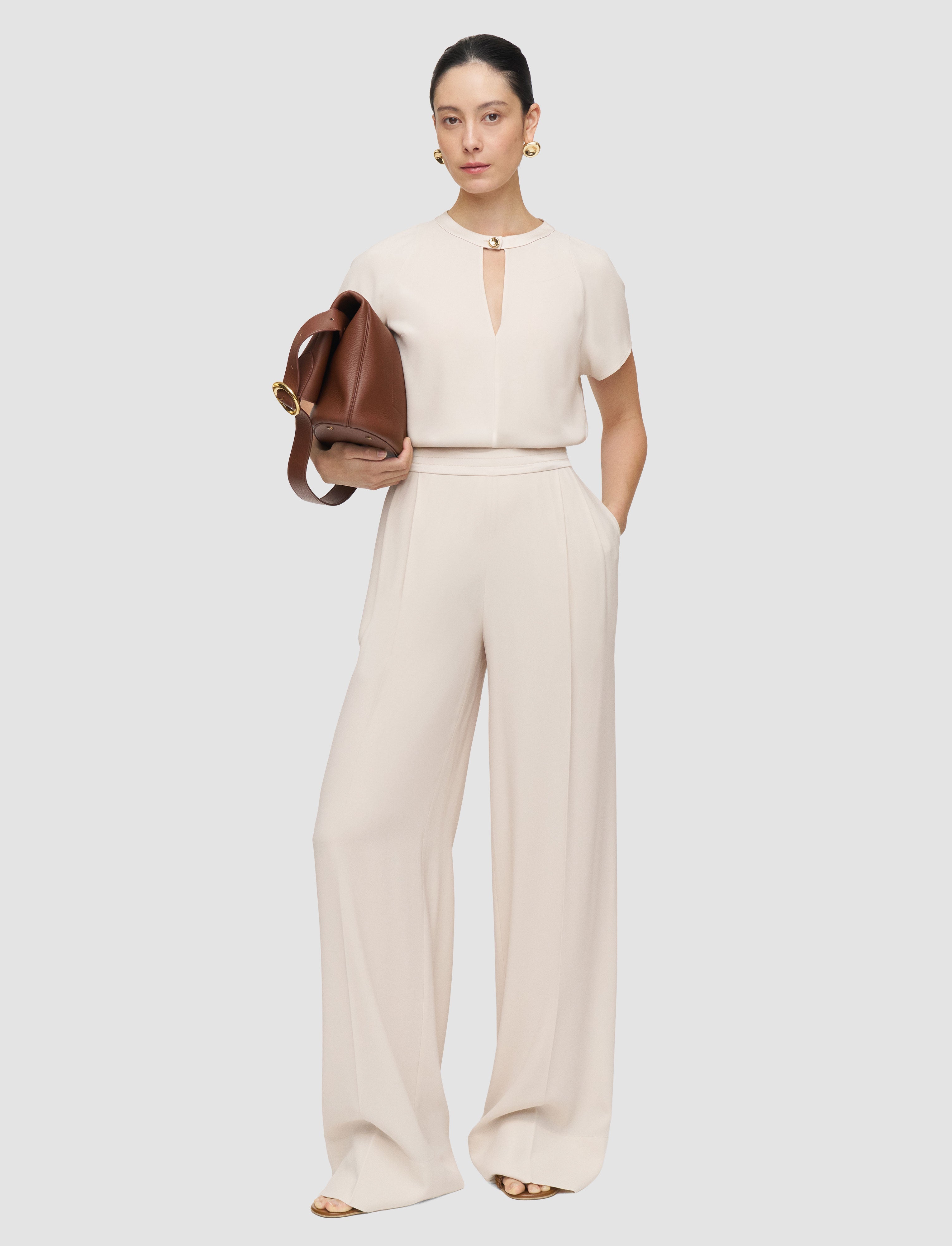 Cara Crepe Trousers Sandstone