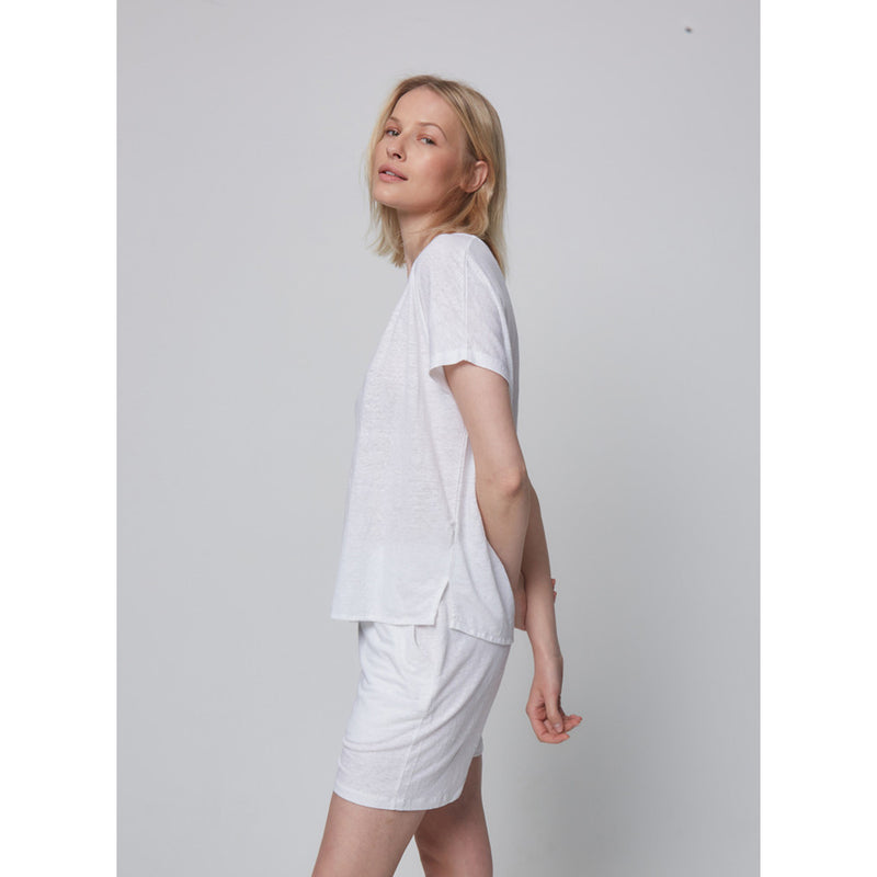 Loose Short Sleeve Linen Tee in White