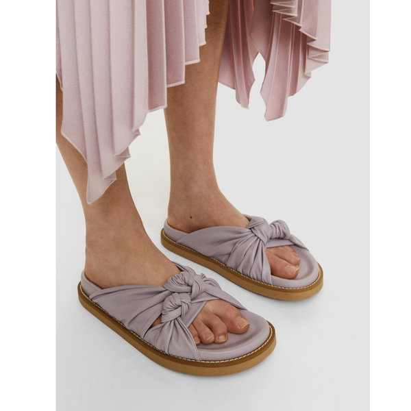 Big Knot Leather Sandal in Sweet Pea